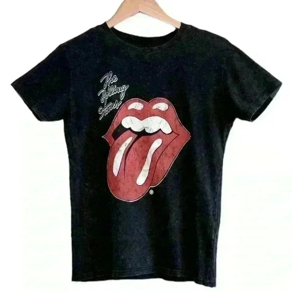 the Rolling Stones Tops - 🌈 6/$60, Rolling Stones Lips Theme, Distressed, Band TShirt, Black, Small